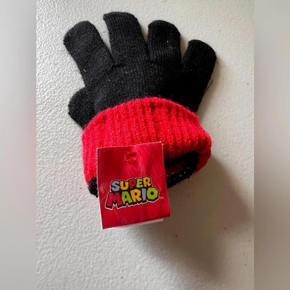 Super Mario Bros.Nintendo Boys Beanie And Gloves.
